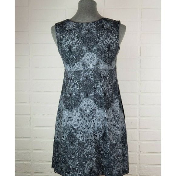 Gerry Activewear Tank Dress Built in Bra Size SP - Picture 6 of 10